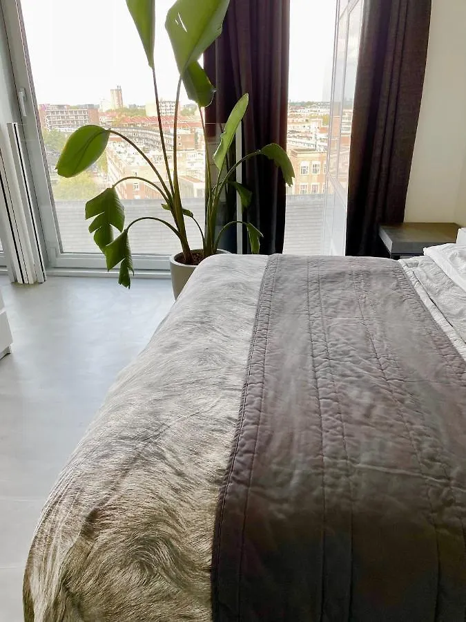 Apartment City Vibes